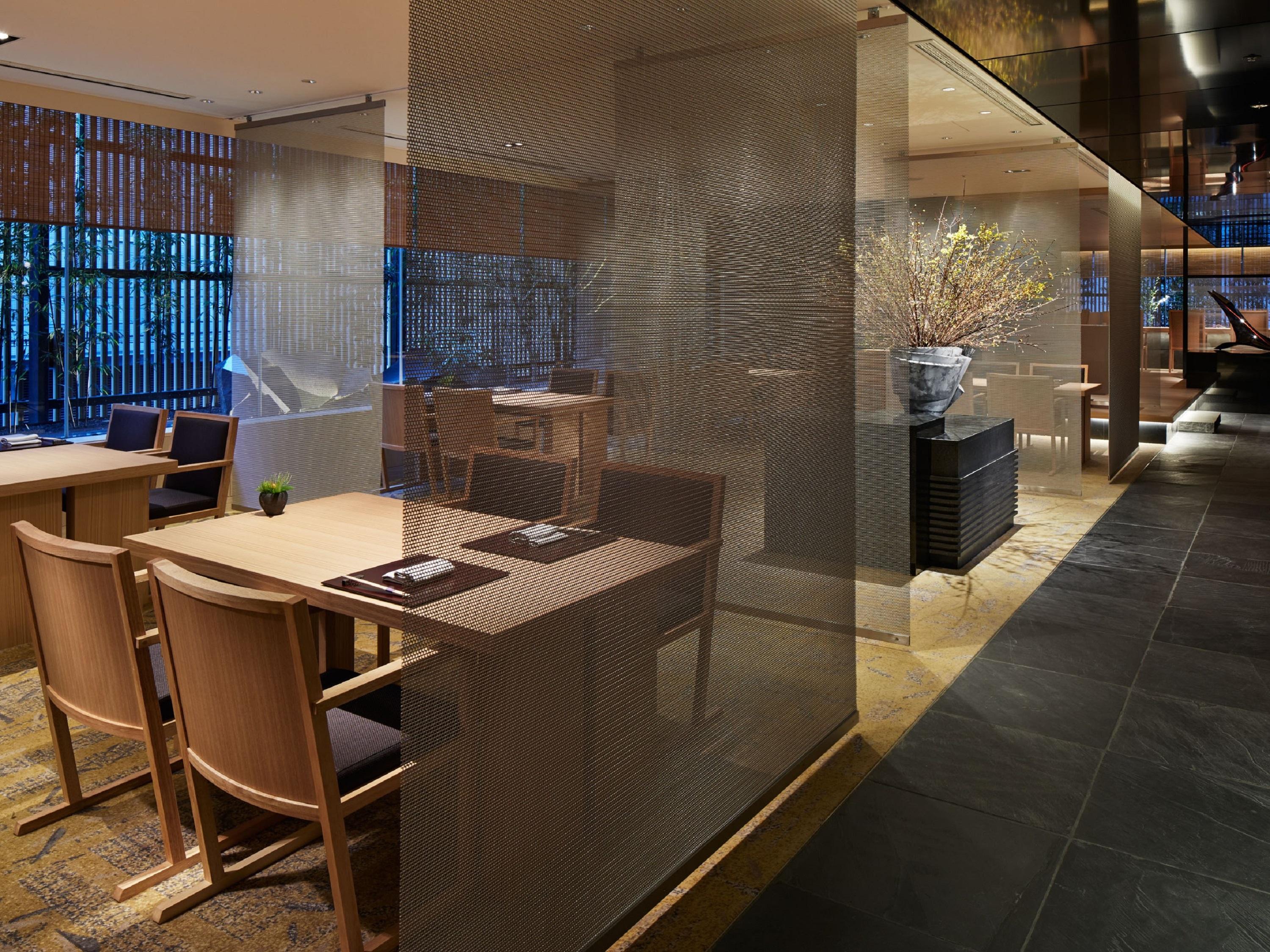 The Thousand Kyoto Eksteriør bilde Interior of the restaurant