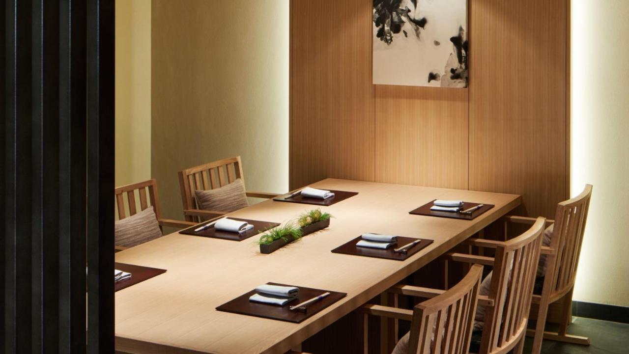 The Thousand Kyoto Eksteriør bilde Interior of a restaurant